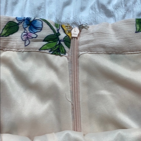 Cute lemon skirt! - Picture 2 of 2